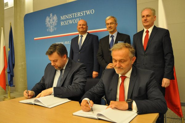 Duża dotacja na budowę węzła integracyjnego w Chyloni