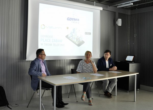 Nowa aplikacja mobilna dla mieszkańców i turystów