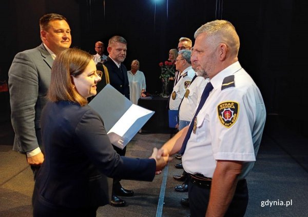 Straż Miejska świętuje. Awanse, nagrody i podziękowania za codzienną służbę