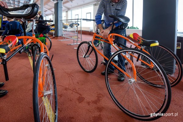 Gdyńskie Poruszenie na nowych rowerach biegowych 