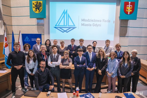 Młodzieżowa Rada Miasta Gdyni VIII kadencji rozpoczyna pracę 