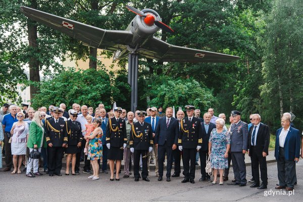 Oficerowie rezerwy 34. PLM świętują okrągły jubileusz