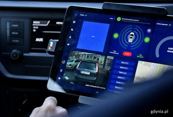 Gdynia zakupi e-pojazdy i system do mobilnej kontroli