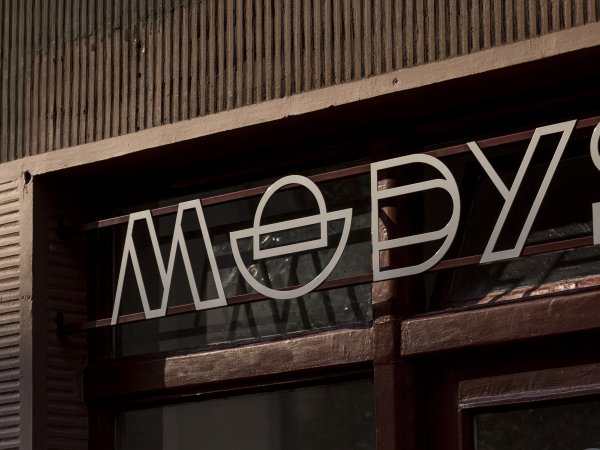 Modystka, czyli projektanci odmieniają szyldy