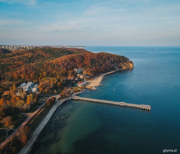 Gmina Kosakowo dołoży się do kosztów utrzymania cmentarza 