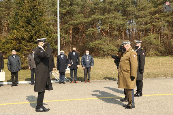 Kmdr pil. Jarosław Czerwonko kończy służbę