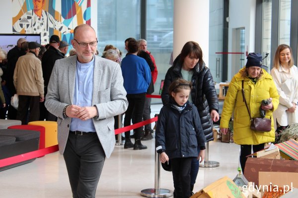 Karmniki i budki lęgowe dla ptaków trafiły do gdynian