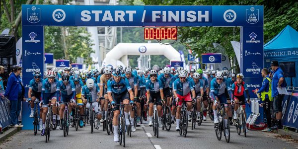 Adrian Mrówka wygrywa PZU Gran Fondo w Gdyni
