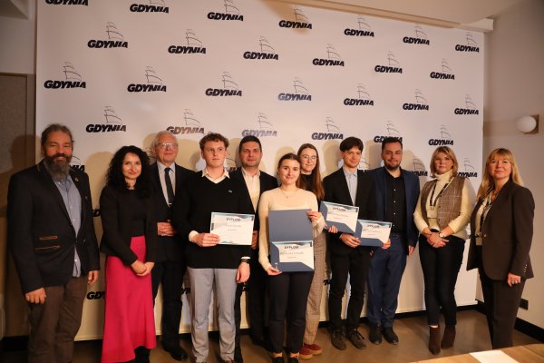Najlepsze prace dyplomowe o rozwoju Gdyni nagrodzone