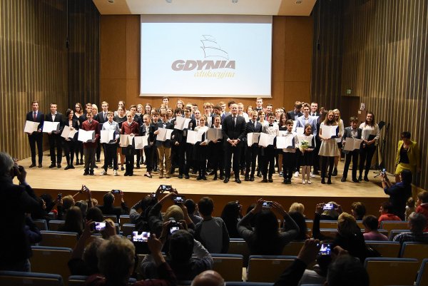 Stypendia dla najzdolniejszych