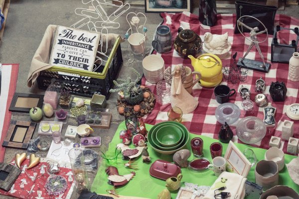 Wywietrz szafy, sprzedaj skarby