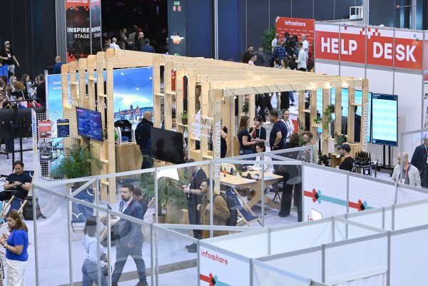 Z Pomorza w stratosferę – startupy z Gdyni błyszczą na Infoshare