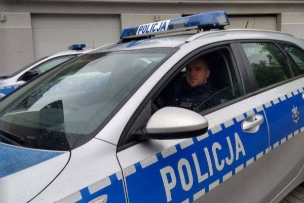 Gdyńscy policjanci uratowali  życie 87-letniego mężczyzny