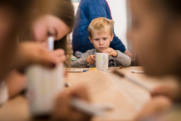 Zadzwoń do siostry, przytul brata!