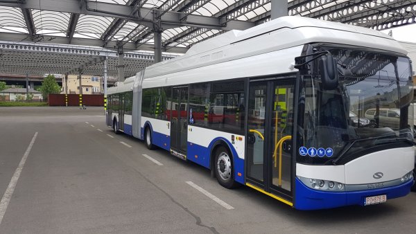 Przegubowy trolejbus testowany w Gdyni