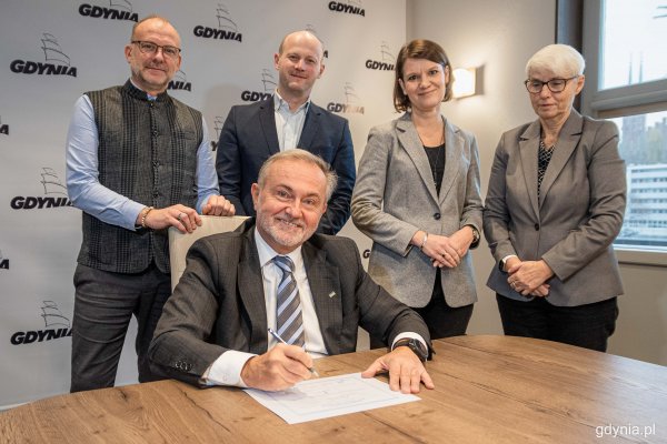 Gdynia wspiera równe prawa kobiet i mężczyzn