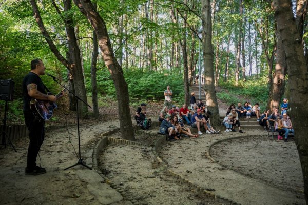 Lato w dzielnicach. Powracają Ogródki Dźwiękowe