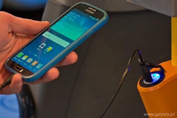 Autobusy z USB, trolejbusy do Ergo Areny