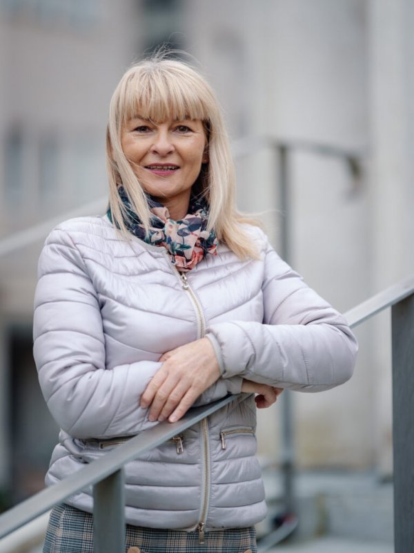Twarze Pomagania. Bożena Zglińska z sercem na dłoni dla seniorów