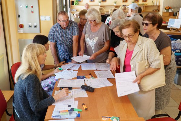 Seniorzy chcą studiować: rozpoczęły się zapisy na GUTW