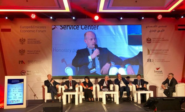 Gdyńska elektromobilność na Europe & Emirates Economic Forum
