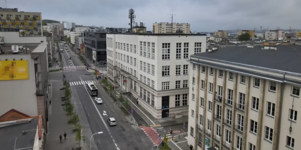 Modernizm okiem mewy - Gmach Poczty Głównej na ul. 10 Lutego 10