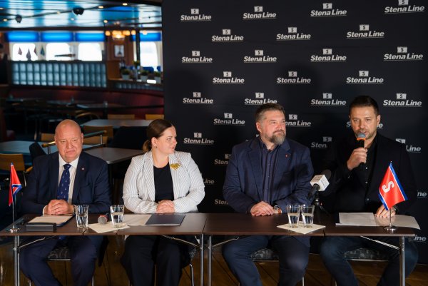 Arka zagra z IFK Göteborg. W przerwie unikalny pokaz laserów