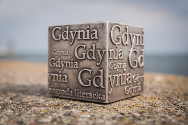 Absolwentka Trójki nominowana do Nagrody Literackiej Gdynia 