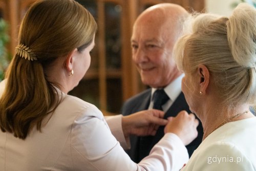 Medale otrzymują pary, które przeżyły co najmniej pół wieku razem (fot. Michał Sałata)