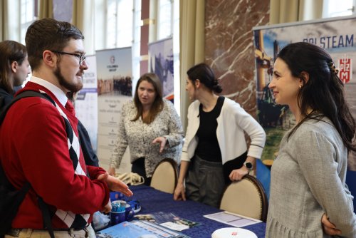 Na Uniwersytecie Morskim odbyły się Marynarskie Targi Pracy, a w Akademii Marynarki Wojennej – Mundurowe Targi Pracy (fot. Dorota Patzer)