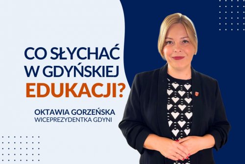Biało-granatowe tło, Oktawia Gorzeńska na zdjęciu, napis 