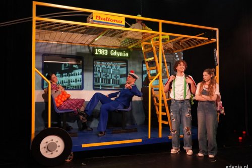 Spektakl „Majka z Kajtkiem jadą trajtkiem” można zobaczyć w Konsulacie Kultury (fot. Magdalena Starnawska)