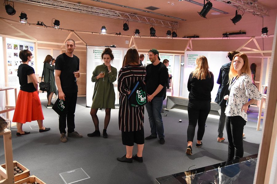 Czas start, zaczynamy festiwal #GDD2017! Wernisaż Gdynia Design Days fot. Michał Puszczewicz