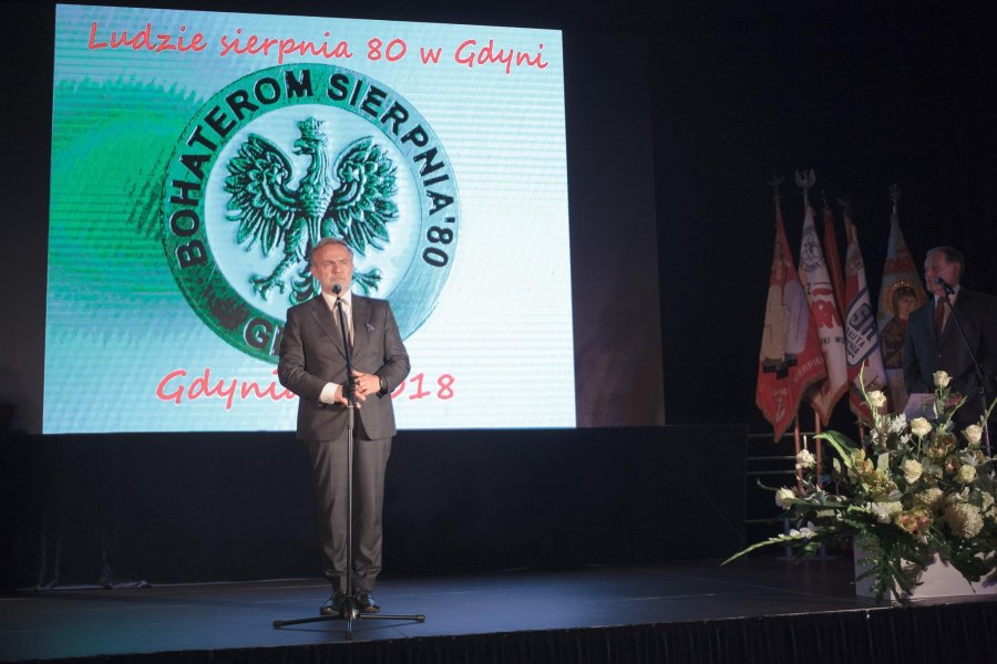 Prezydent Gdyni Wojciech Szczurek na obchodach 38. rocznicy Sierpnia '80 w sali koncertowej Zarządu Portu Gdynia // fot. Kamil Jasiński