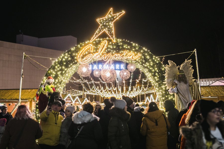 Gdynia rozbłysła na Święta tysiącami światełek // fot.Karol Stańczak