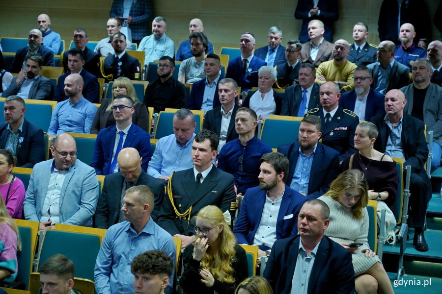 Uczestnicy gali honorującej dawc&oacute;w krwi z regionu 