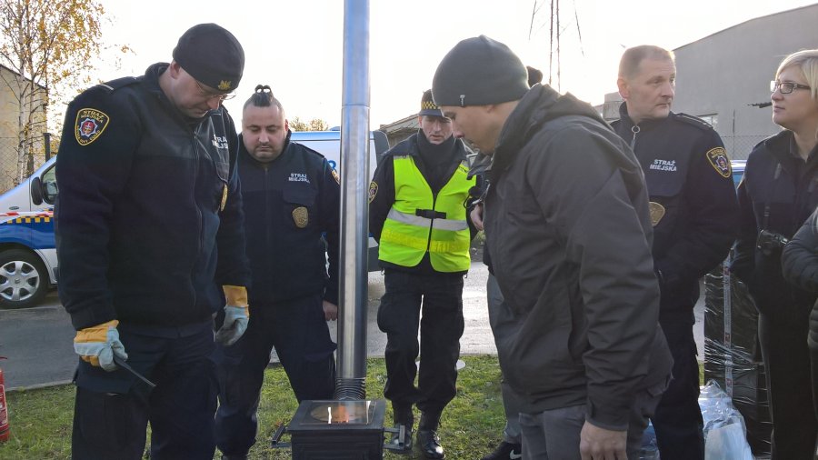 Straż Miejska pokaże, jak bezpiecznie palić w piecu // fot. Magdalena Czernek