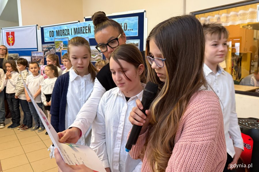 Uroczyste obchody 100-lecia Gdyni w SP 23 (fot. Katarzyna Balcerzak)