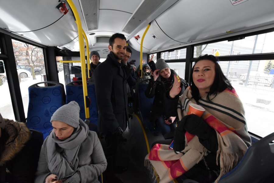 "Spotkajmy się w Gdyni" - uczestnicy podrużowali gdyńskim trolejbusem// fot. Lechosław Dzierżak