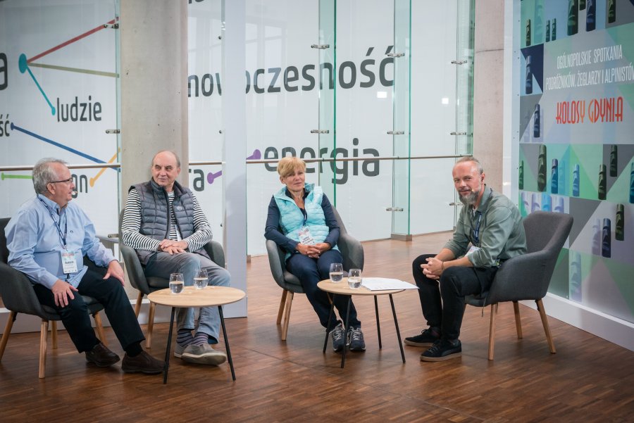 Studio Kolosów. Od lewej: Janusz Janowski - organizator wydarzenia, Leszek Cichy - członek kapituły Kolosów, Monika Witkowska - członkini kapituły Kolosów, Przemysław Kozłowski - gospodarz studia // fot. Anna Rezulak