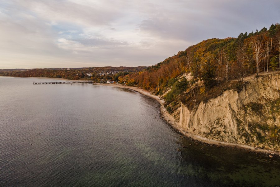 Charakterystyczny, malowniczy klif // fot. Karol Stańczak 