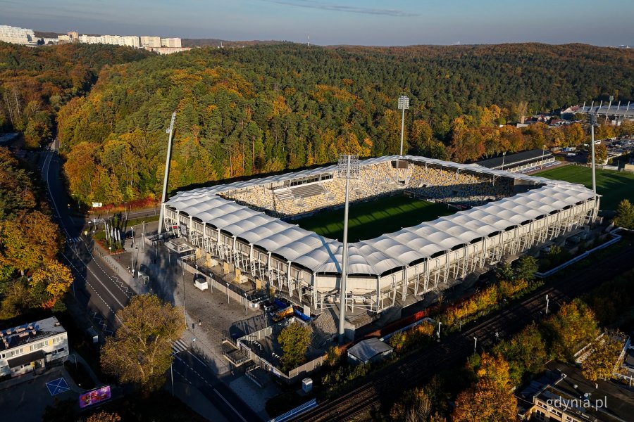 Plac przed Stadionem Miejskim w Gdyni będzie nosił imię Janusza Kupcewicza.