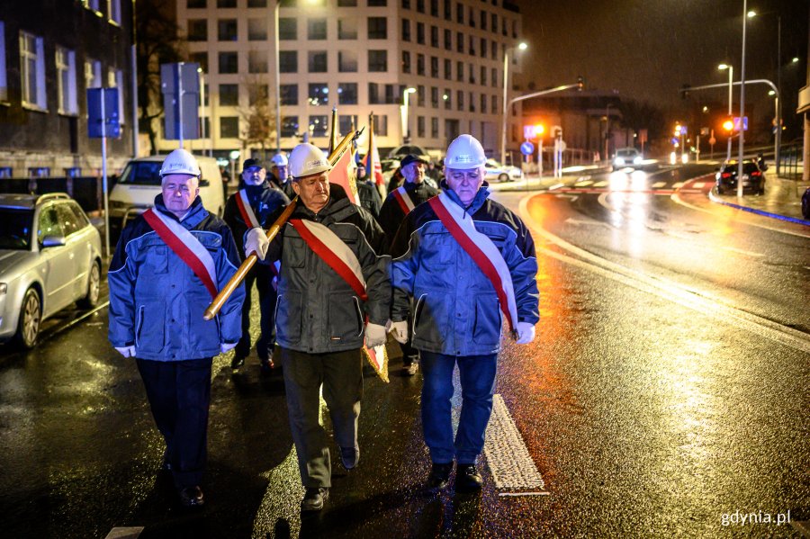 W Gdyni uczczono pamięć o ofiarach stanu wojennego // fot. Dawid Linkowski