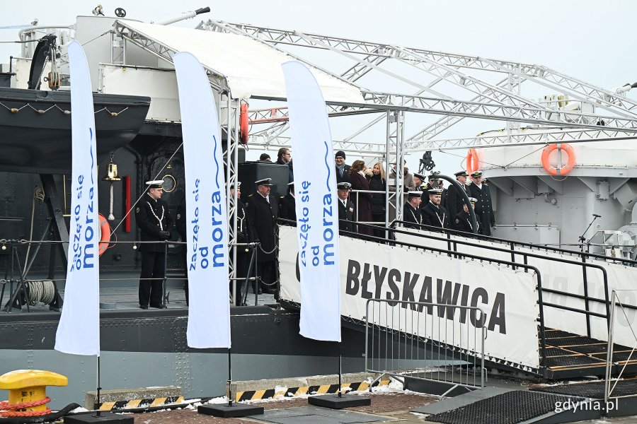 Oficjalne uroczystości z okazji 100. rocznicy nadania Gdyni praw miejskich odbyły się na Nabrzeżu Pomorskim i &bdquo;Błyskawicy&rdquo;