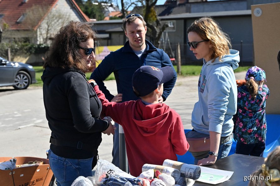 Wspólne sprzątanie w Wielkim Kacku
