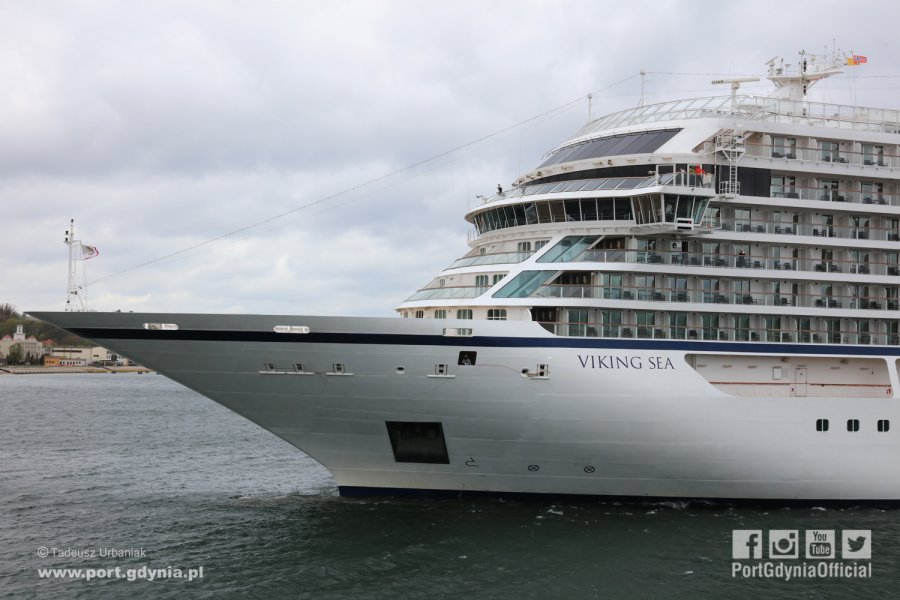 Viking Sea wpływa do Gdyni / fot. Tadeusz Urbaniak Port Gdynia