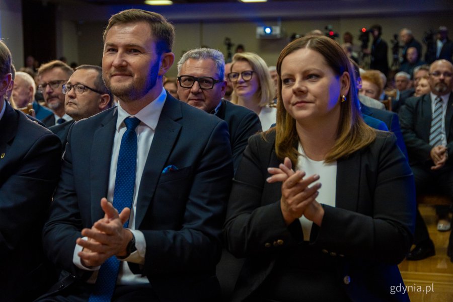Prezydent Gdyni Aleksandra Kosiorek i zastępca prezydent Gdańska Piotr Grzelak. Inauguracja roku akademickiego 2025/2026 na Politechnice Gdańskiej (fot. Kamil Złoch)