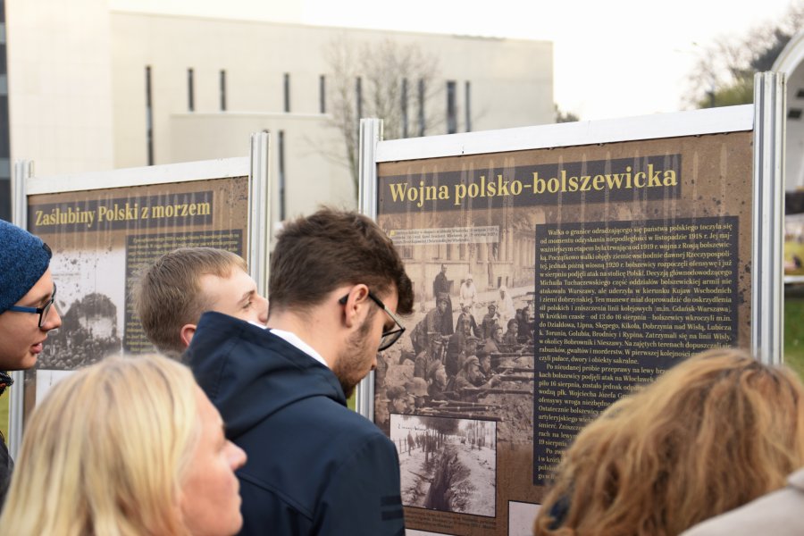 Otwarcie wystawy „Należy stworzyć niepodległe państwo polskie (…) z wolnym dostępem do morza. Powrót Pomorza i Kujaw do Polski 1918-1920”, fot. Kamil Złoch