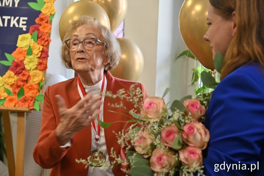 Na zdj. Krystyna Cembrzyńska-Piłat i prezydent Aleksandra Kosiorek