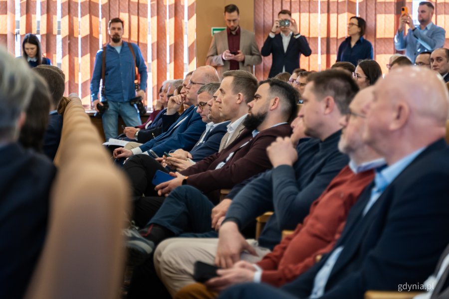 Wyjazdowe posiedzenie Pomorskiego Zespołu Parlamentarnego i wojew&oacute;dzkiego zespołu z samorządowcami i przedsiębiorcami w Wejherowie (fot. Kamil Złoch)